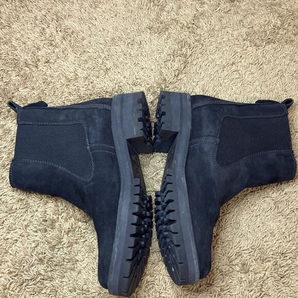 Timberland Women Black Full Grain Brimfield Mid Chelsea Boot Size 9.5 - Picture 3 of 11